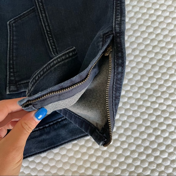 Banana Republic Skinny Jeans - Picture 3 of 4